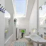 Sky Loft - Moderne Dachwohnung Mit Terrasse Und Blick Aufs Rathaus Daire Leipzig