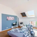 Sky Loft - Moderne Dachwohnung Mit Terrasse Und Blick Aufs Rathaus *