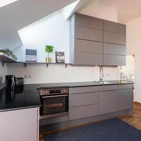 Fantastic Attic Apartment Leipzig