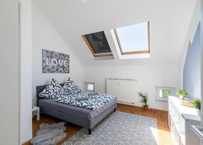 Sky Loft - Moderne Dachwohnung Mit Terrasse Und Blick Aufs Rathaus * 莱比锡