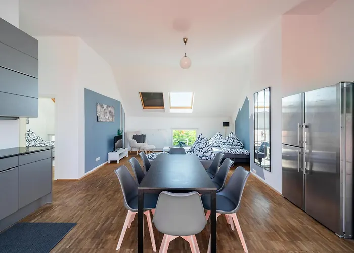 公寓 Sky Loft - Moderne Dachwohnung Mit Terrasse Und Blick Aufs Rathaus *