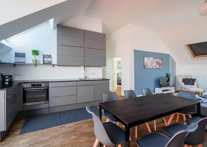 Sky Loft - Moderne Dachwohnung Mit Terrasse Und Blick Aufs Rathaus Apartamento Leipzig