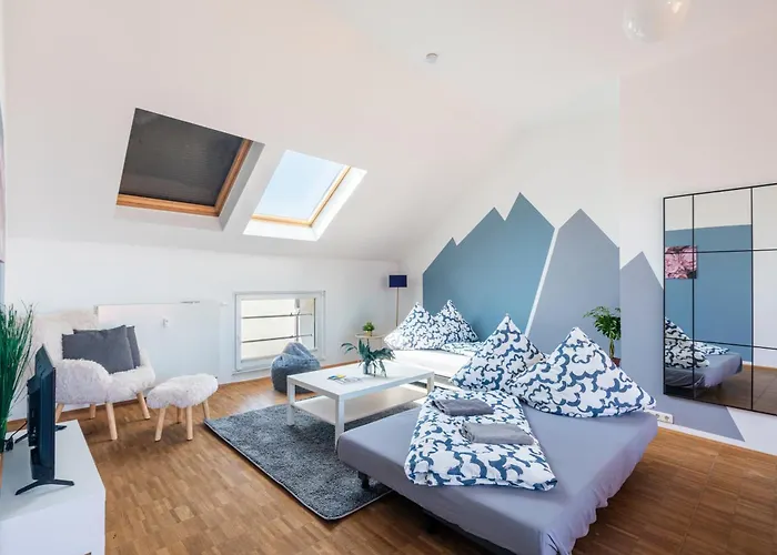 Sky Loft - Moderne Dachwohnung Mit Terrasse Und Blick Aufs Rathaus *